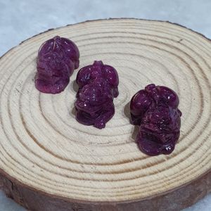 Mặt Tỳ Hưu Phong Thủy Đá Ruby Thiên Nhiên Bao Kiểm Định - ĐRB110